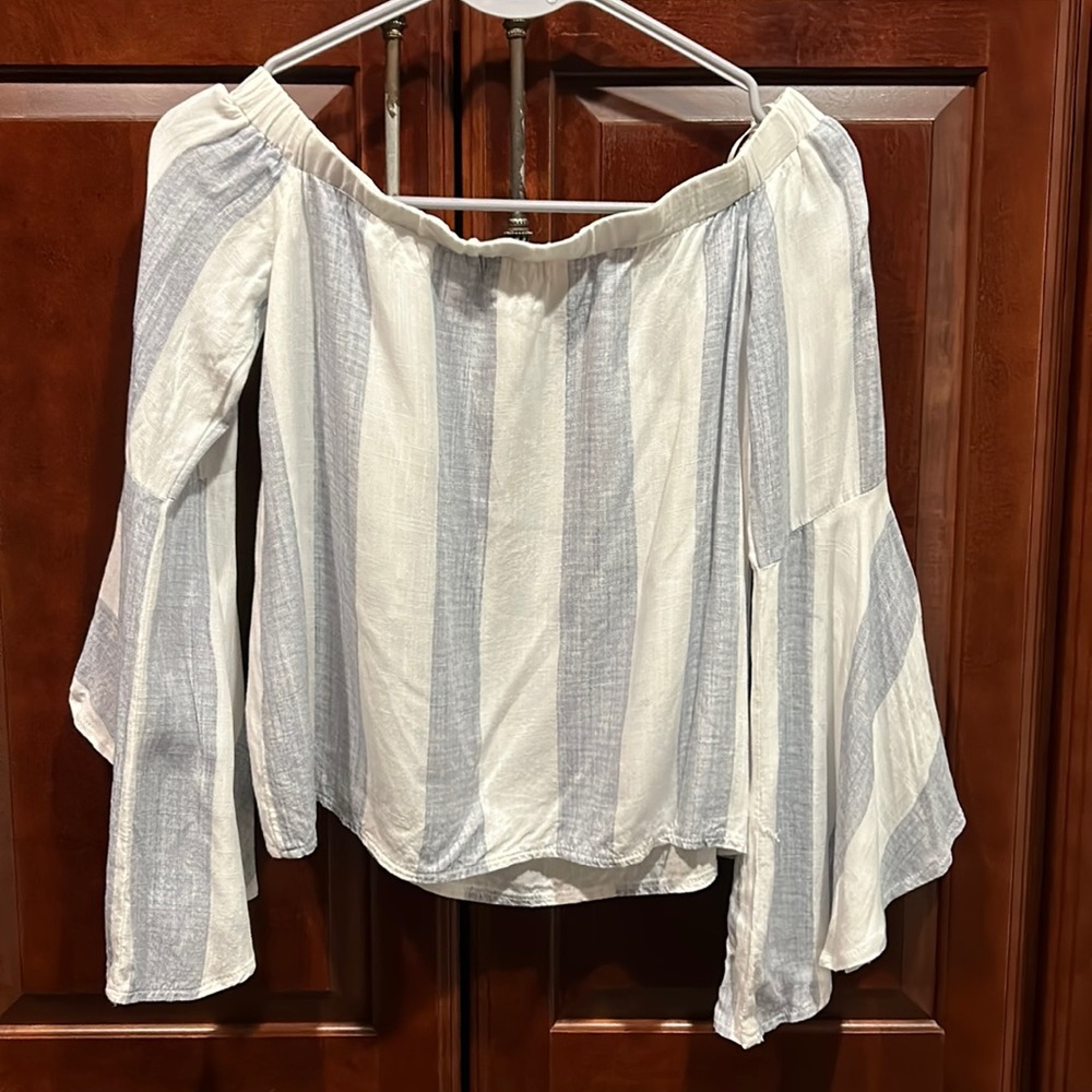 SEEK THE LABEL Blue & White Striped Cropped Top Cold Shoulder Neck Size M